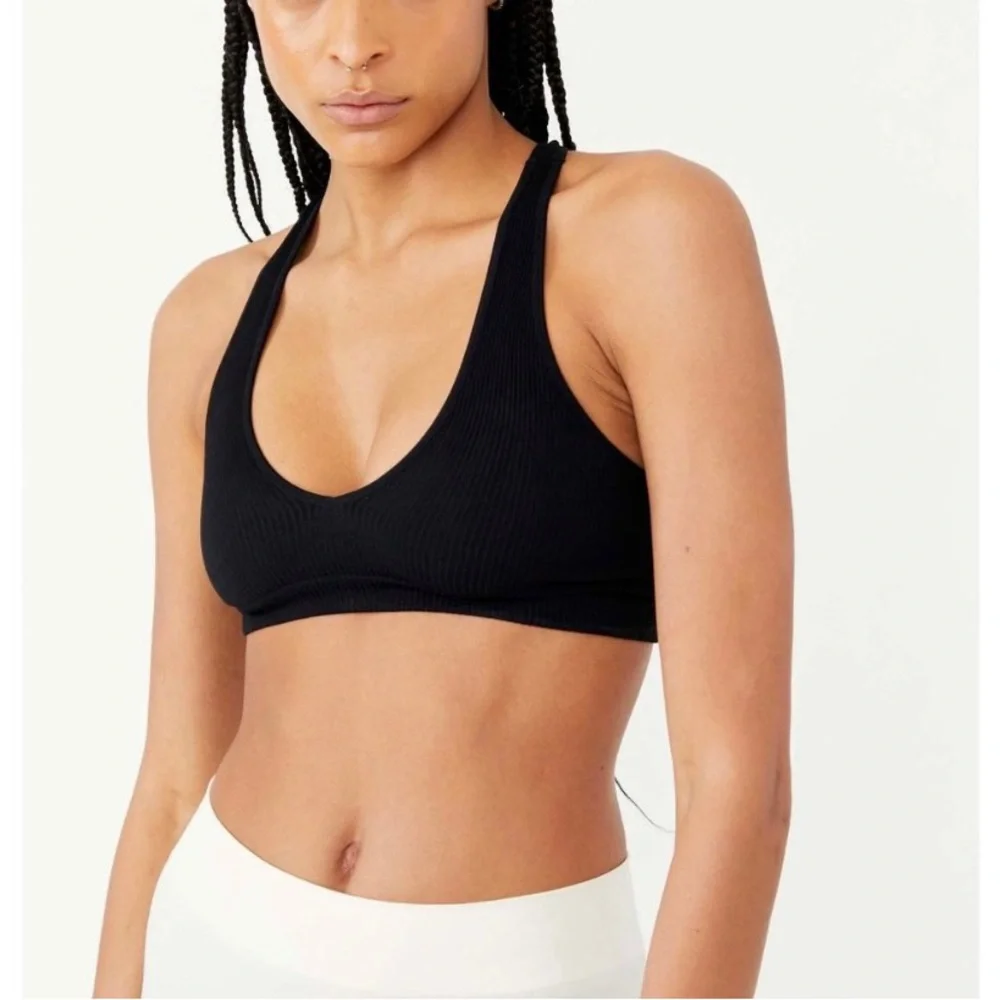 🛍️ NWT FREE PEOPLE INTIMATELY BRALETTE
